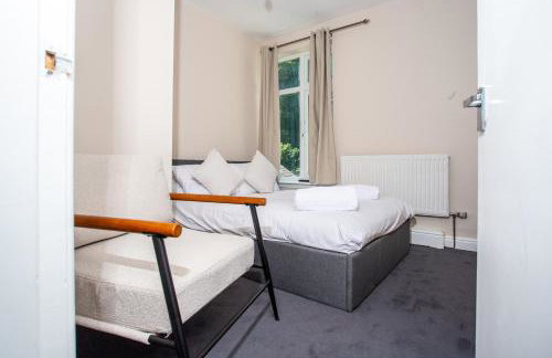 Modern 4BR Home in Dudley - Foto 41