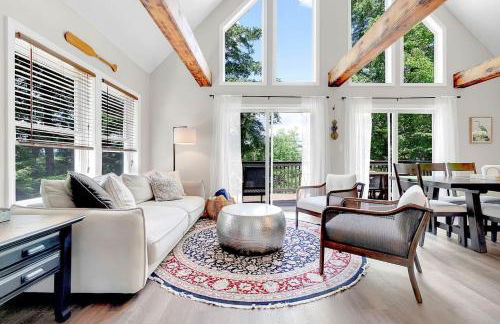 Waterfront Access with Kayaks Private Deck and a Firepit - Photo 4