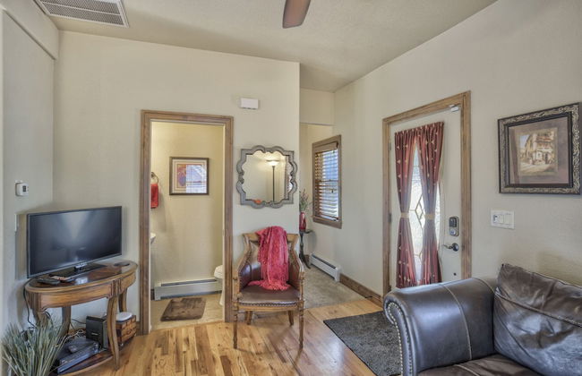 2brdowntown Occmountain Views & Grill - Photo 14