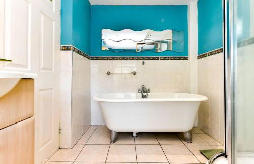 Castell Coch Retreat 4BR House with Garden & Park - Foto 24