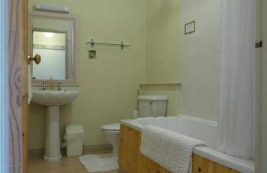 Mews Cottage - Photo 9