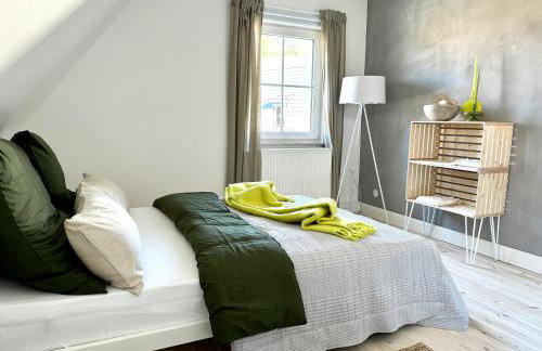 Stilvolles Haus mit Naturgarten & Weitblick - für Familien & Freunde - Foto 49