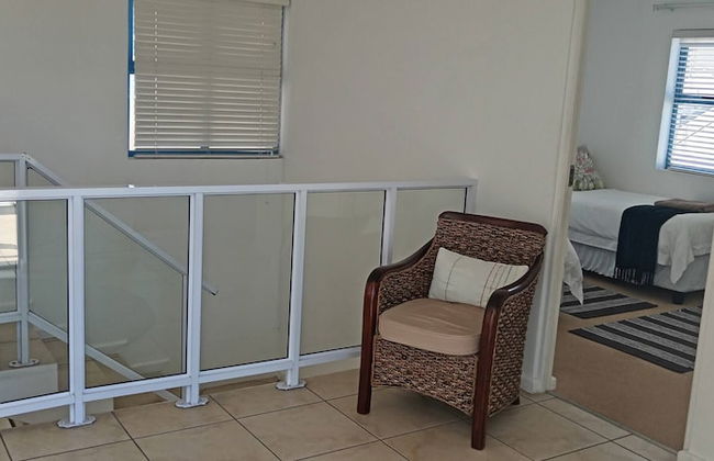 Relax in Style at La Kruger Blue, Langebaan's Premier Holiday Home - Foto 10