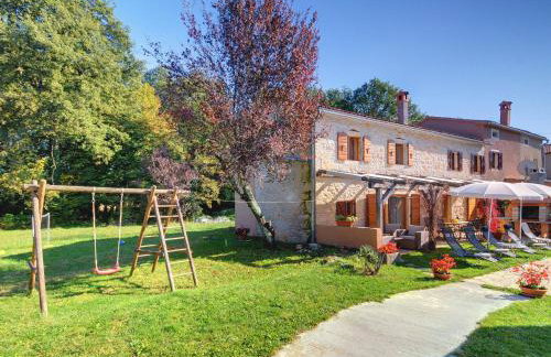 Villa in Batlug With Private Pool - Foto 94