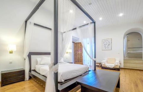 Spacious villa in Can Trabal with private pool and jacuzzi 980 m² - Foto 37