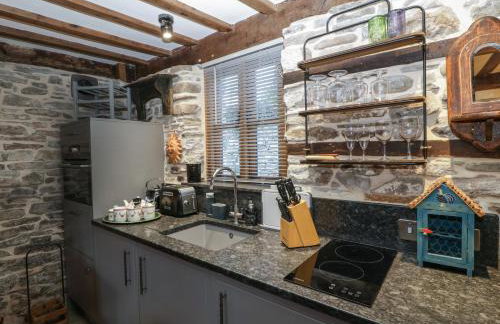 Hoarders Cottage - Foto 13