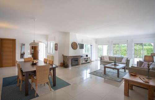 16 Centeanes - Fabulous Location Just Short Walk t - Foto 59