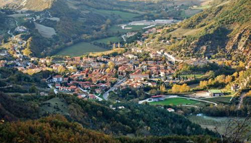 Oasi di Piobbico Piscina con Vista sul Monte Nerone - Foto 4