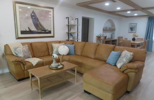 Serene Space! Waterfront Home! - Foto 5