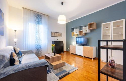 Blu&Yellow Apartment in Parma Station - Photo 6