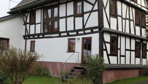 Holiday Home Romantisches Fachwerkhaus zwischen Rhein und Mosel by Interhome - Foto 5