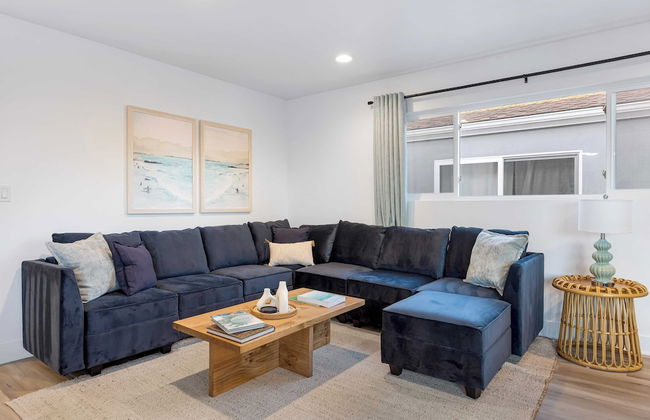 Steps From the Sand/boardwalk Outdoor Dining, Parking, and Patio in Newport - Foto 8