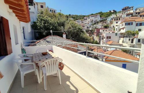 Lovely 2-bedroom with panoramic view - Foto 3