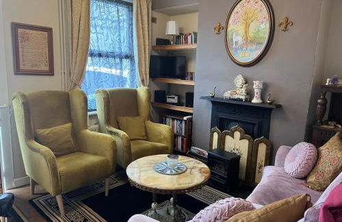 Glastonbury Rose Cottage - Photo 22