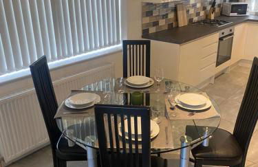 Spacious Apartment, steps away from Heaton Park - Foto 9