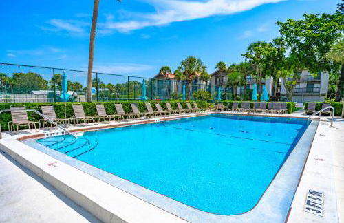 Lake House at the Beach 206 by Beachside Management - Photo 11