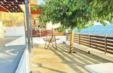 Beach front house at Agios Ilias Pyrgos Near Ancient Olympia - Photo 4
