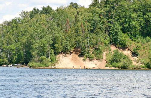 Family-Friendly Cabin Retreat on the Shores of Pokegama Lake, Minnesota - Photo 10