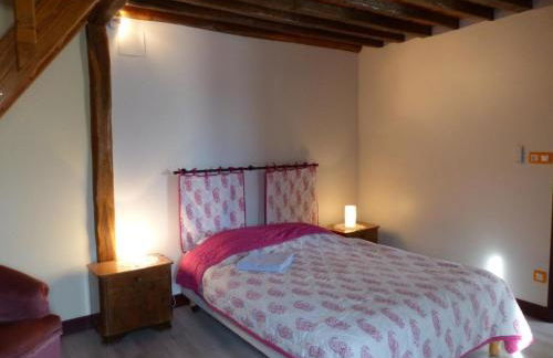 Gîte Indépendant Près de Le PAL avec Wifi et Animaux Acceptés - FR-1-489-51 - Foto 12