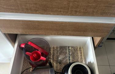 Lindo Ap - CENTRO- piscina, churrasqueira gourmet, maquina lava e seca e wifi roupas cama - Foto 40