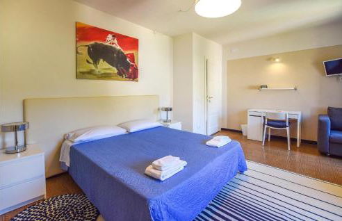 5 Bedroom Amazing Home In Fabbiano - Foto 5