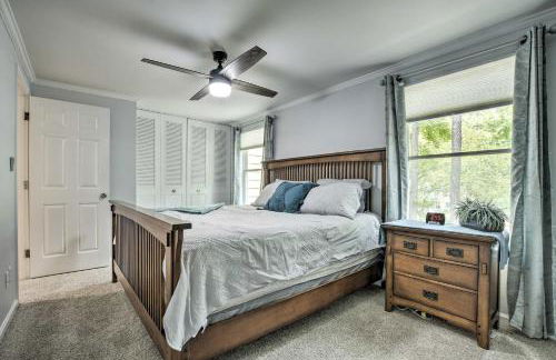 Walk to Dtwn and Breweries Townhome in Cary! - Foto 12