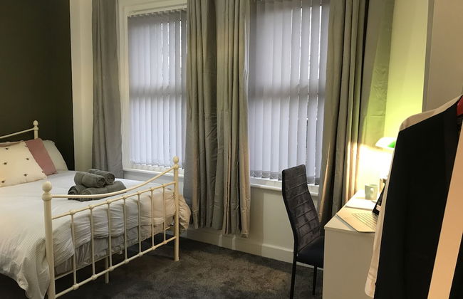 Stylish Modern 3-bed House nr Manchester City ctr - Foto 16