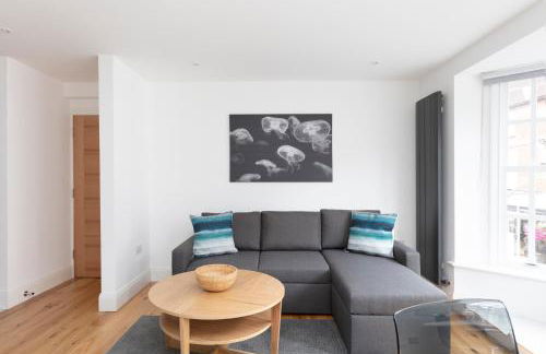 Hampden Apartments - The Louis - Photo 4