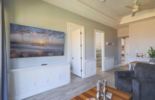 Luxurious Pool Home Overlooking Golf Course - Foto 17