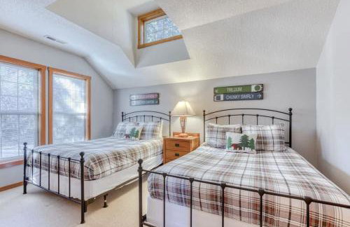 Lazy Bear Lodge · Spacious 6BR Lodge with Chef's Kitchen, Hot Tub, Golf Views and more - Foto 41