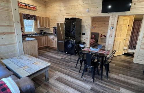 Dragonfly Nest, cabin vibe, river views - Foto 1