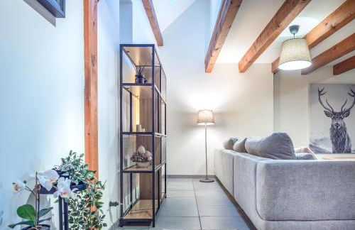 Résidence de 80 m2 avec balcon & cour alsacienne - début Route des Vins - Foto 3