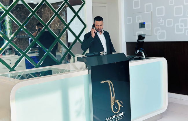 Saxophone Suites - Photo 2