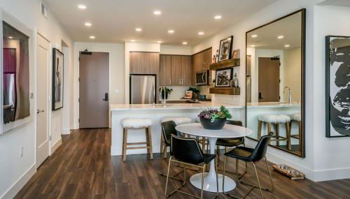 Flats at Cityline - Photo 2