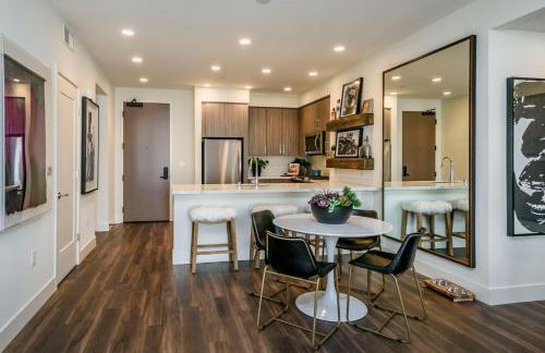 Flats at Cityline - Photo 2