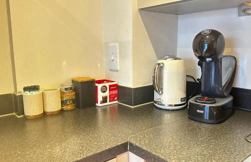 Beach Side APT with Home Cinema - Photo 14