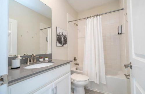 Villa Paradiso at Storey Lake - Foto 28