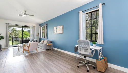 Newly Remodeled Lakefront Oasis - Photo 4