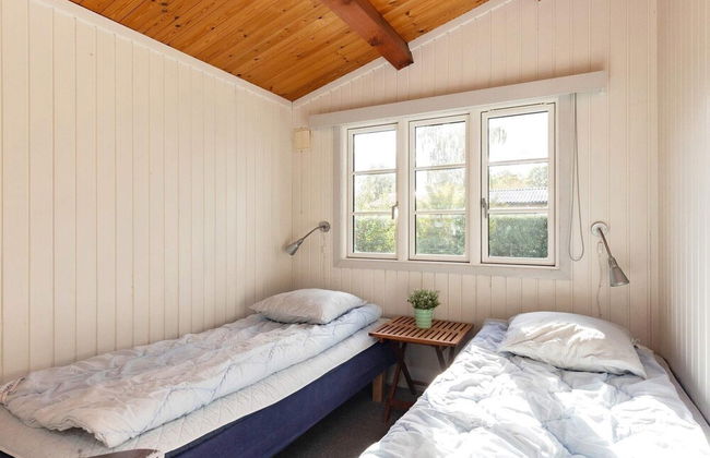 6 Person Holiday Home in Rodvig Stevns - Foto 3