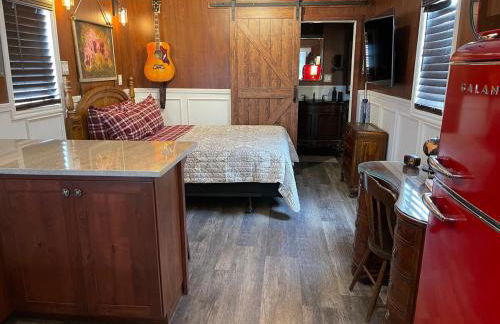 Something to Write Home about - Foto 18