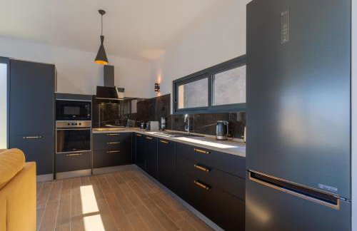Casa Mozart I Sea View, Pool & Ac Retreat - Foto 10