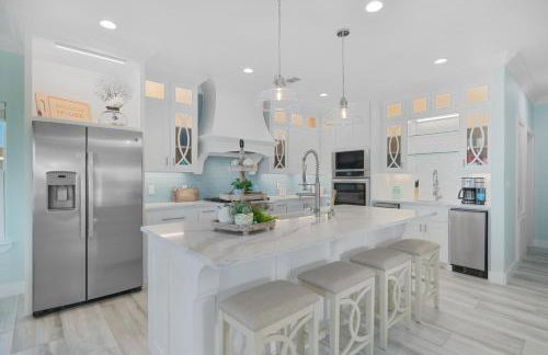 Near Beach Large Home Sleeps 22 BBQ Soaking Tub - Foto 7