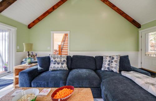 Beaches, Golf and More Family Home on Frye Island! - Foto 7