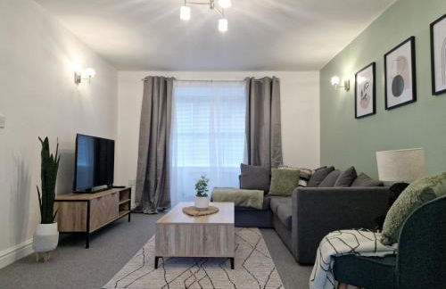 Superb & Beautiful Stourport Home with 7 Beds by PureStay - Foto 21