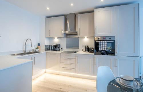 Cosy 2-Bed Next to Harlow Town - Foto 4