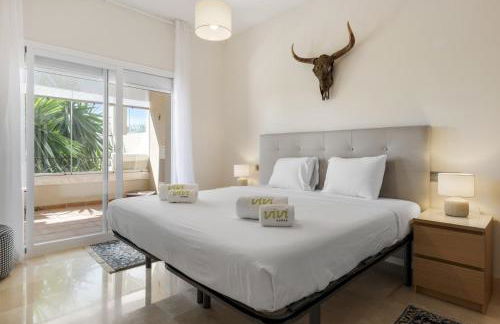 ViVi Homes - Toscana Luxury, Views, Pool & Terrace - Photo 38