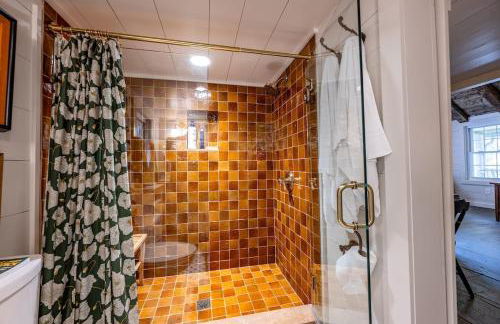 Enchanting Mountain Cottages w Hot Tub & Fireplace - Foto 22