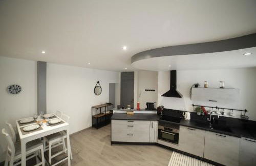 LE FERRETTE - Appartement moderne et confortable - Foto 4