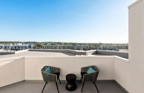 Ocean's Edge 2BR Penthouse - Infinite Blue Views - Foto 33