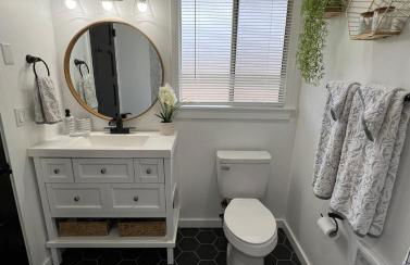 3-Minute JBLM Spacious & Cozy 4BR 2BTH Huge Yard - Foto 24